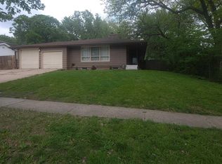 3118 SE Illinois Ave, Topeka, KS 66605