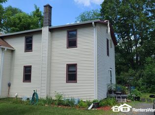 902 N Hamilton St, Saint Croix Falls, WI 54024