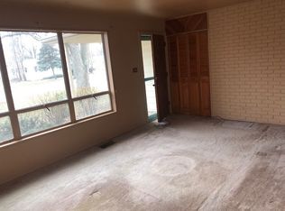 2102 Saint James St, Rolling Meadows, IL 60008