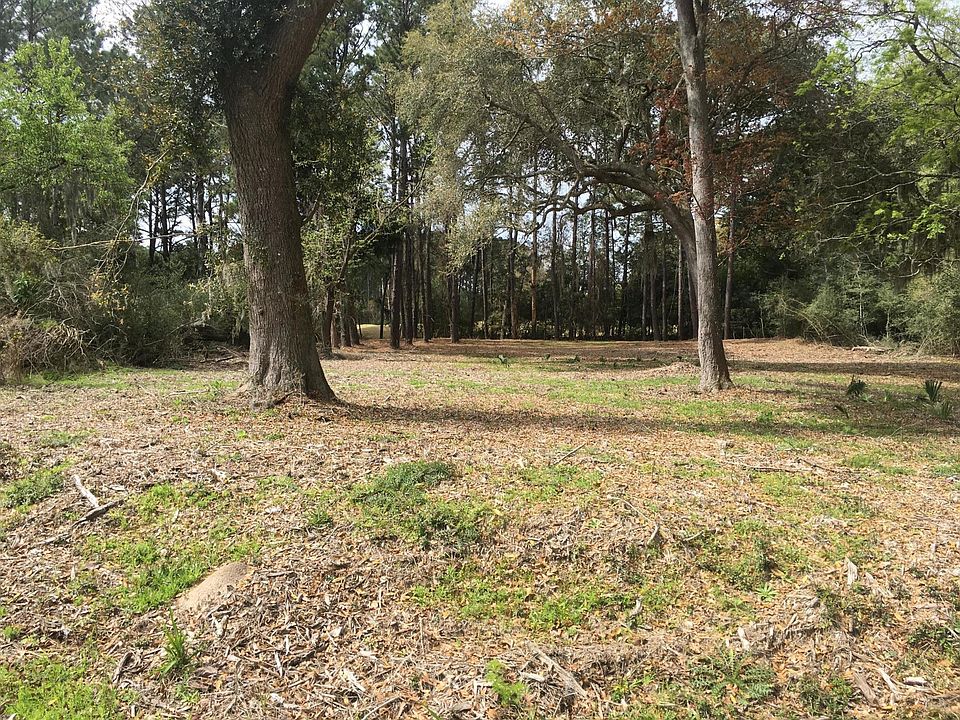 1st image of 51 Dolphin Point Drive