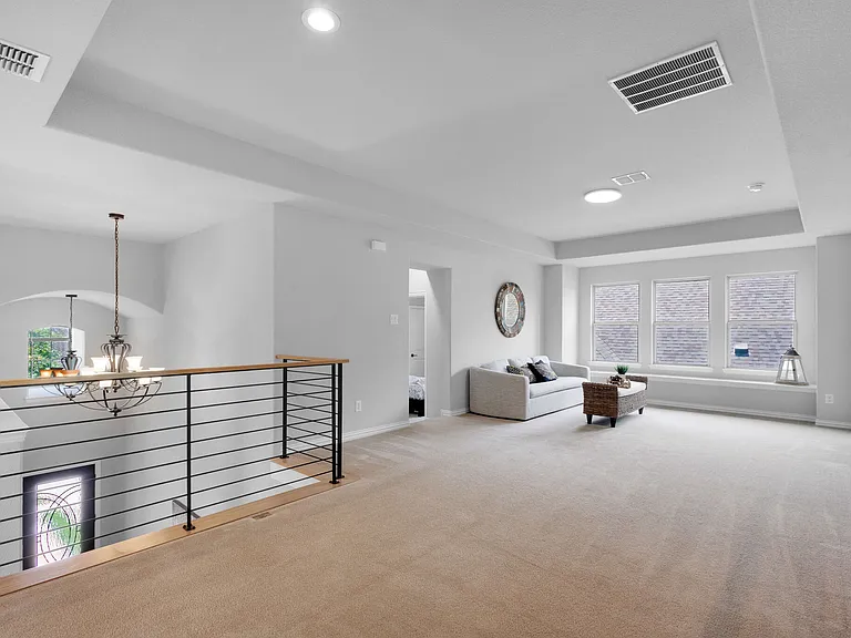 1301 Skyflower Ln — Photo 16
