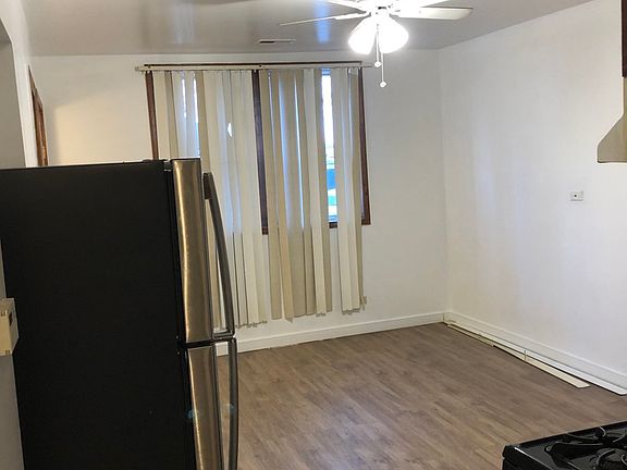 5th image of 8346 S Mackinaw Ave Unit L