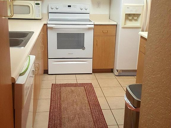 4th image of 2094 Mesquite Ave Unit 113