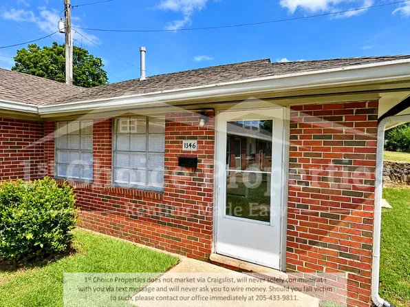 1346 Vinesville Rd, Birmingham, AL 35208