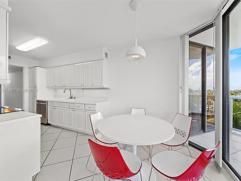 3598 Yacht Club Dr #601 — Photo 16