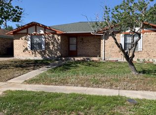 740 Orleans Dr, Corpus Christi, TX 78418