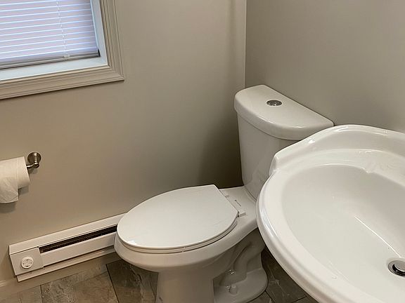 2nd image of 1310 Grant Ave APT 9
