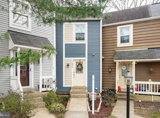 11270 Silentwood Ln, Reston, VA 20191