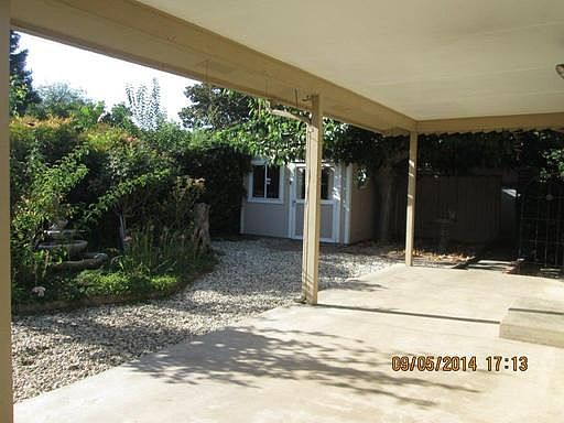 4th image of 2309 Newport Dr