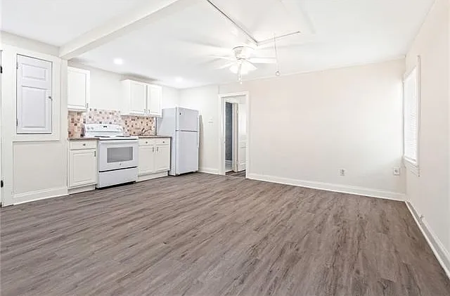 142 Brooklyn Ave — Photo 4