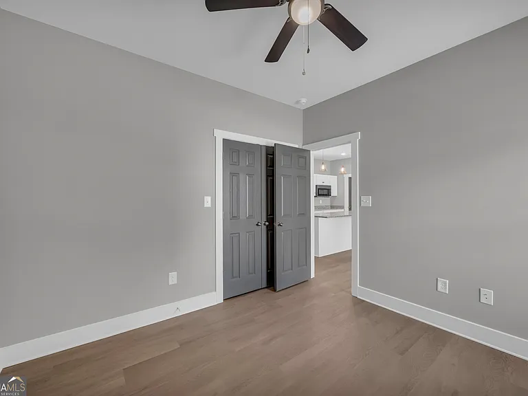 185 Miller St #B — Photo 11
