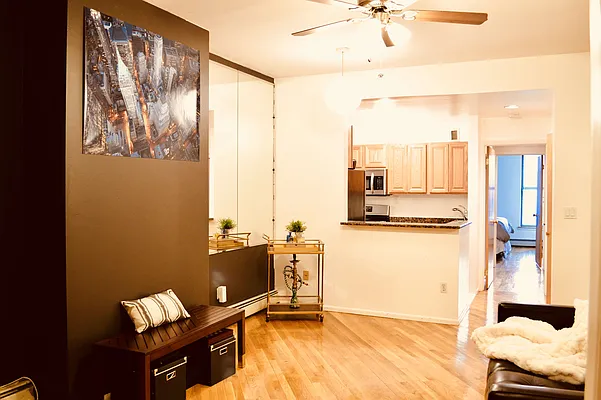 Rented by Compass | media 7