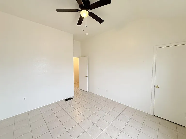 1210 Industrial Blvd #C — Photo 21