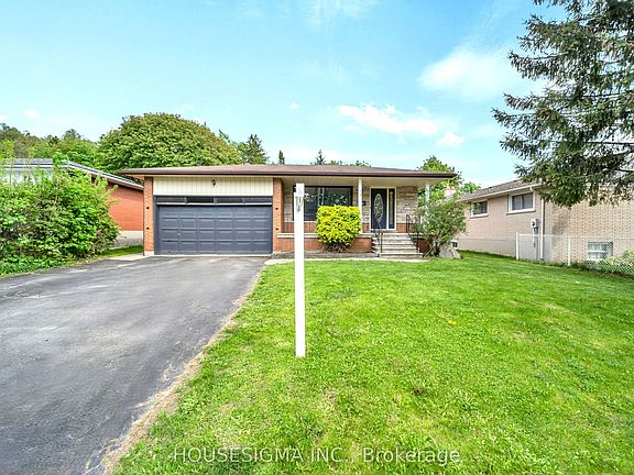 3rd image of 70 Flanders Rd