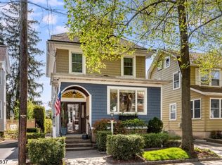 27 Edgewood Rd, Bloomfield, NJ 07003