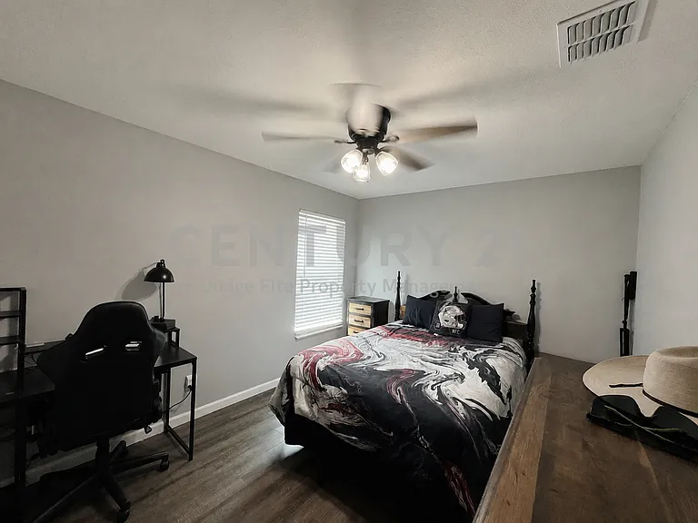 856 Poncho Ln — Photo 9