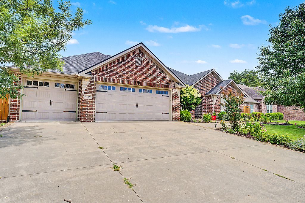 1110 Ellen Ray Ln - Property Image