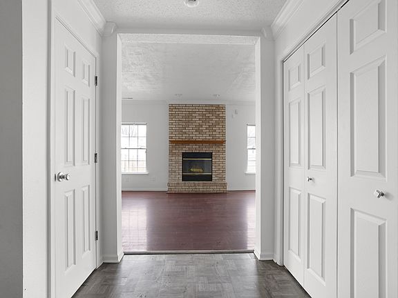 2nd image of 4229 Village Bend Dr