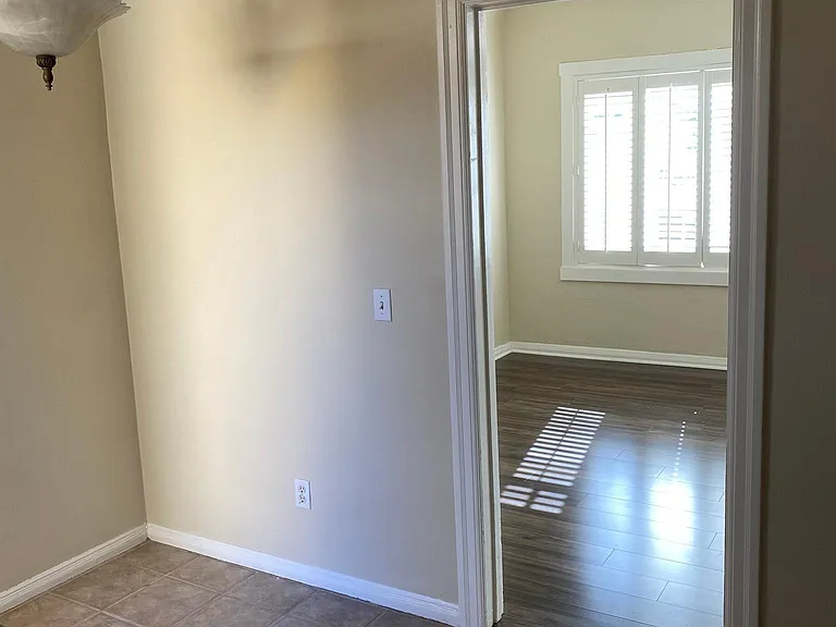 2267 Honolulu Ave #1 — Photo 7