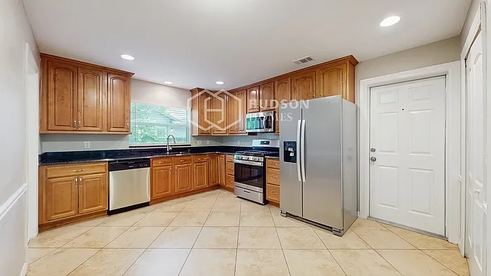 7719 Clubhouse Estates Dr — Photo 12