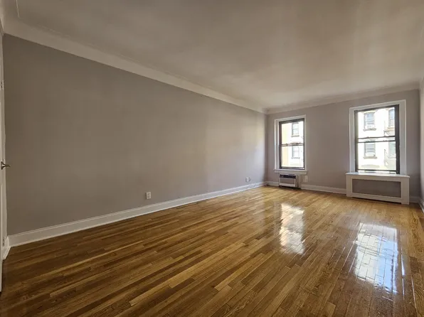 330 E 54th St APT 4a, New York, NY 10022