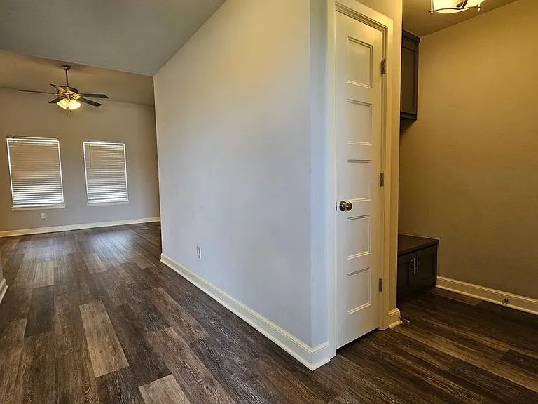 800 Blue Fish Rd — Photo 2