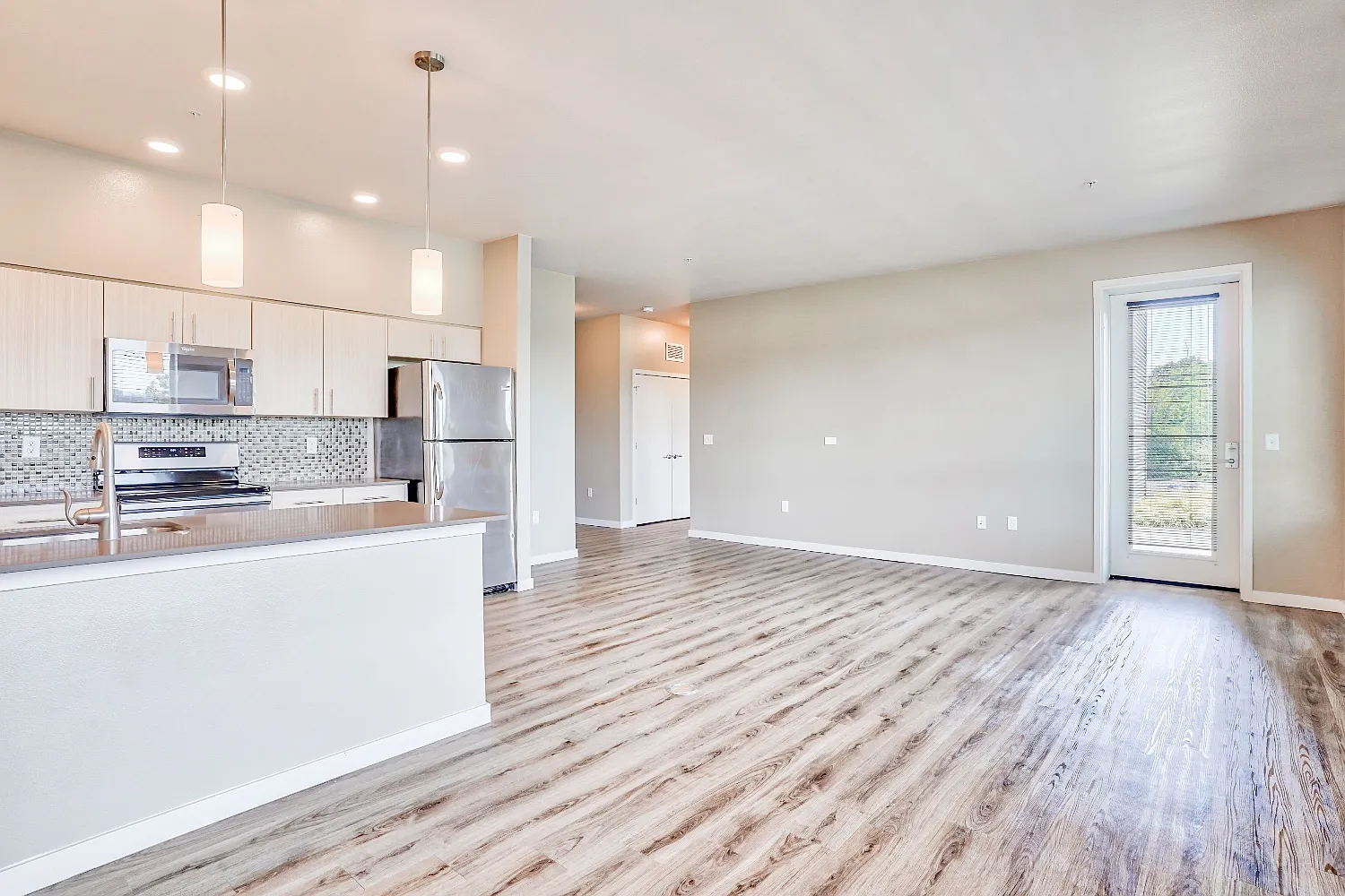 South Block Apartments — Photo 3