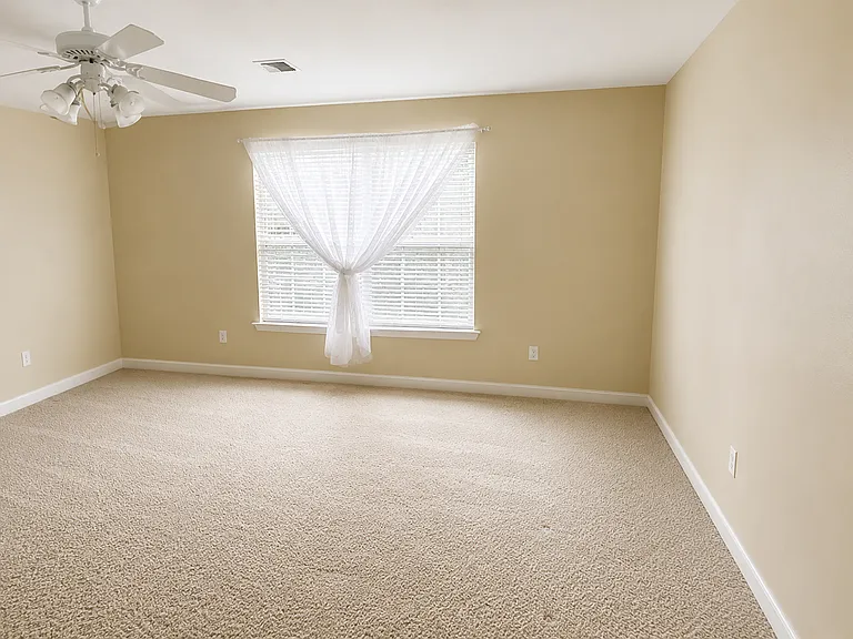 212 Jefferson Pl — Photo 9