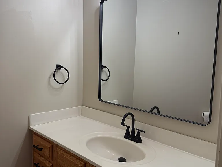 1112 Bitterwood Ct — Photo 9