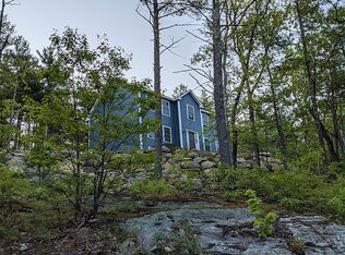 15 Valleyview Dr, Merrimack, NH 03054