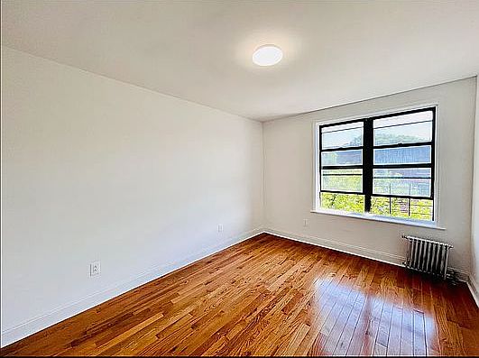 2nd image of 271 Parkside Ave #3F