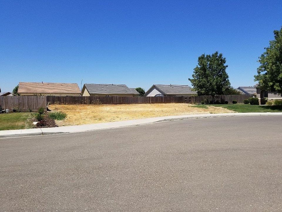 2nd image of 221 Via Barbera