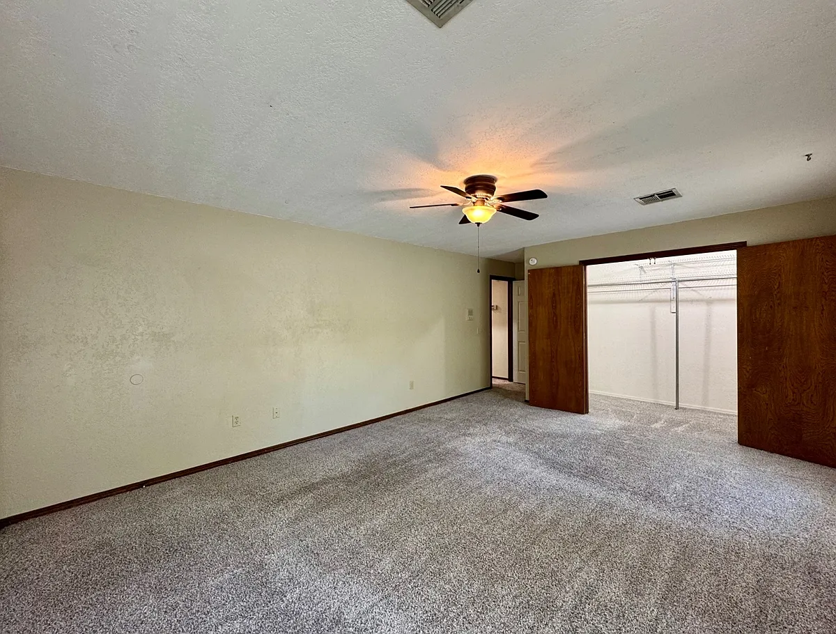 Sundance Ln_428 - 1 — Photo 3
