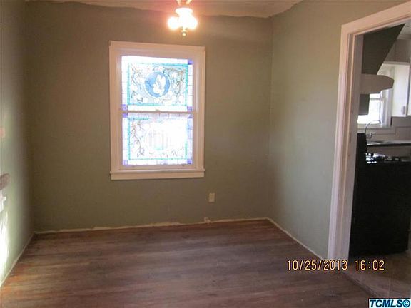 4th image of 221 S Arkle Street