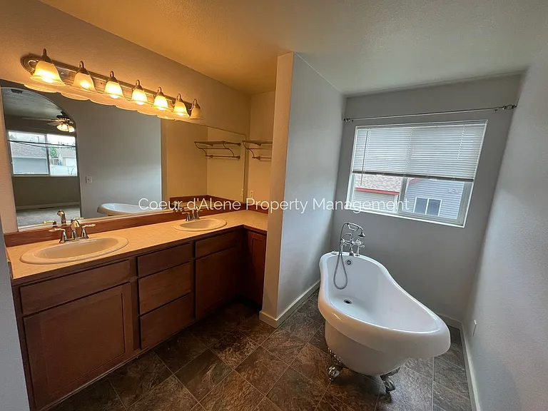 3698 W Sharpshin Dr — Photo 9