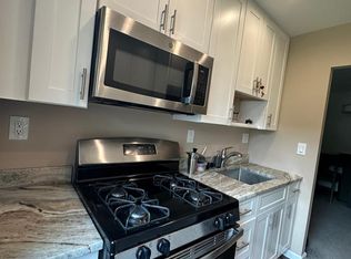 5 Oakdale Manor #B14, Suffern, NY 10901