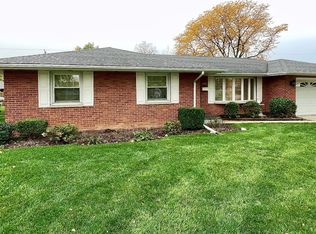 1725 Root St, Crest Hill, IL 60403