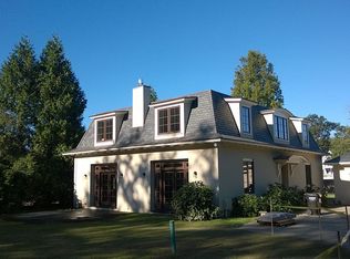 91 Annandale Rd, Newport, RI 02840