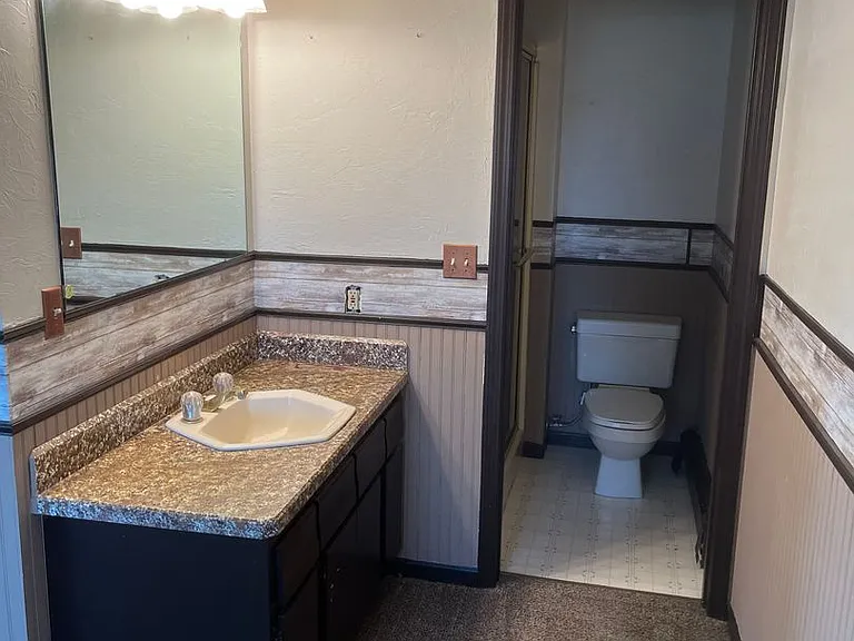1229 Thiel Rd — Photo 12