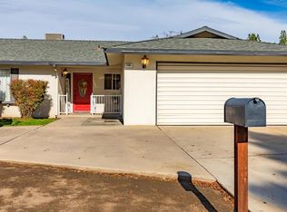 1501 Barstow Ave, Clovis, CA 93611