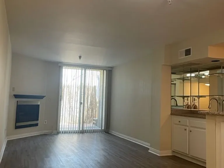 5143 Bakman Ave #102 — Photo 3