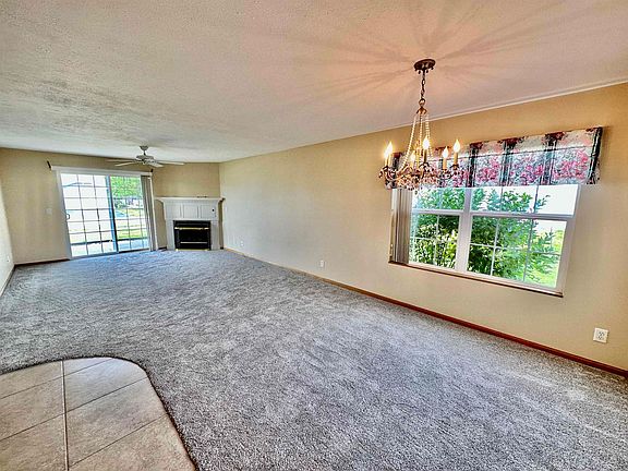 3rd image of 4944 Rolex Pkwy