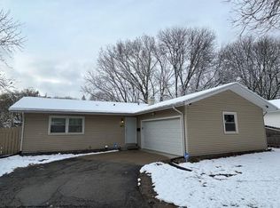 1510 Rae Ln, Madison, WI 53711