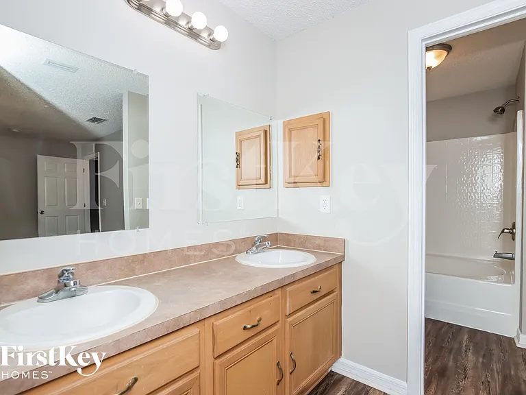 1448 Wacker Ave SE — Photo 10