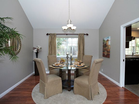 4th image of 6551 Idlebrook Ct