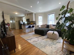 22 Rice St #A, Cambridge, MA 02140