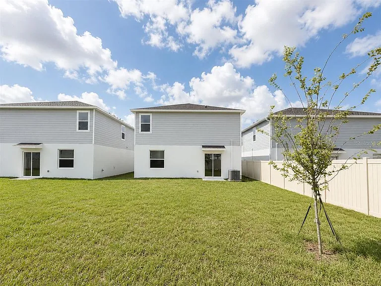 2420 Bluestone Rd — Photo 20