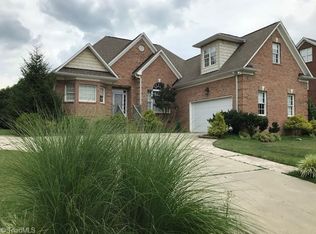 4334 Oakton Dr, High Point, NC 27265