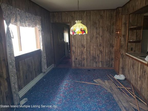 4th image of 21 Sweetwater Ave