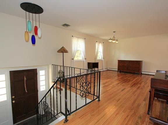 2nd image of 2604 Gregory St